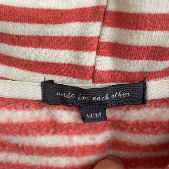 Made For Each Other M pink/white striped pullover with front pocket - Picture 2 of 2